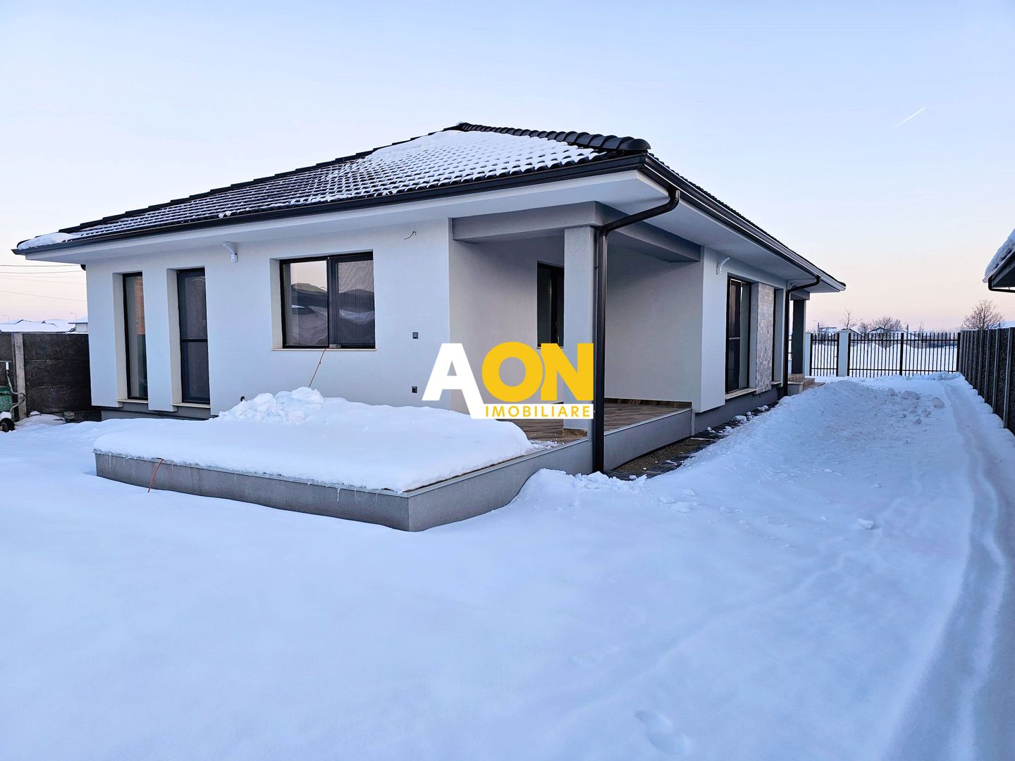 Casă 4 Camere, semifinisata, 116 mp utili, Teren 581 mp,  Micesti - Poză 1