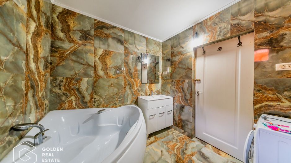 Casa 4 camere Gradiste,760 mp, ideala 2 familii, comision 0% - Poză 12