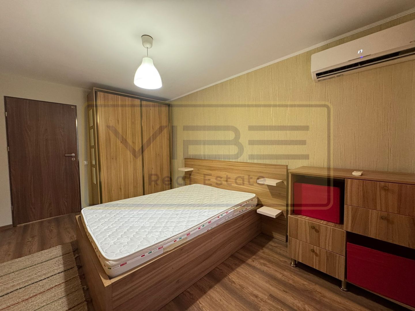 Apartament 2 camere modern  Podu Ros 15 min Palas Mall - Poză 9