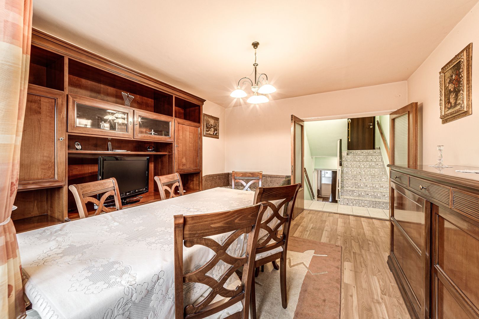 Apartament cu 3 camere, Zona Polivalentă - Poză 2
