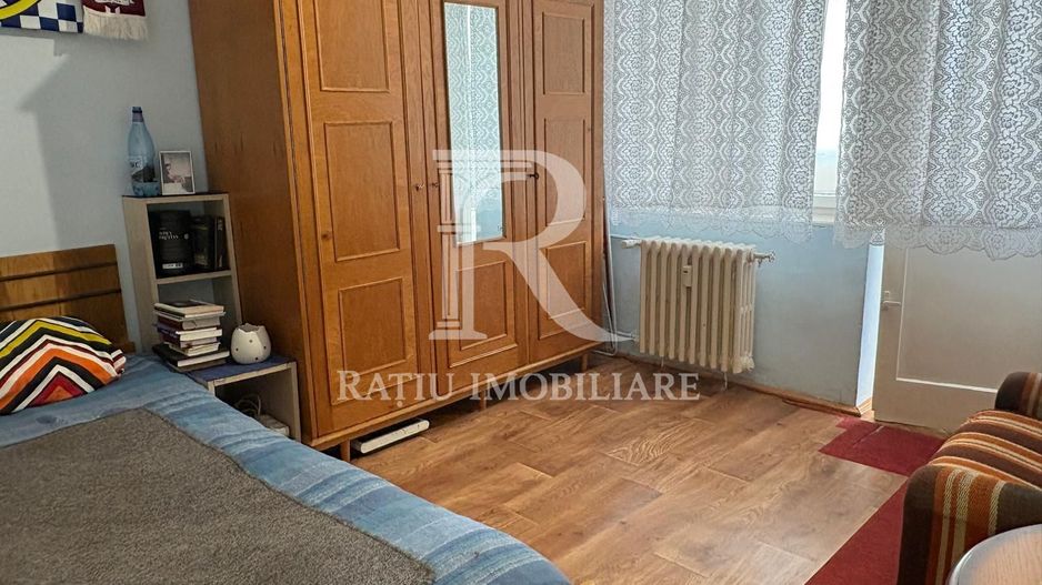 Apartament cu 4 camere | Bulevardul Dacia | Oradea - Poză 3