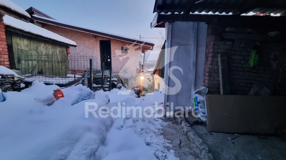 Casă funcțională, curte proprie, finisaje moderne - Poză 13