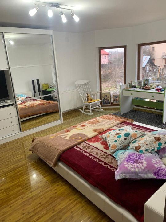 Inchiriere Vila Gavana, langa padure - Poză 9