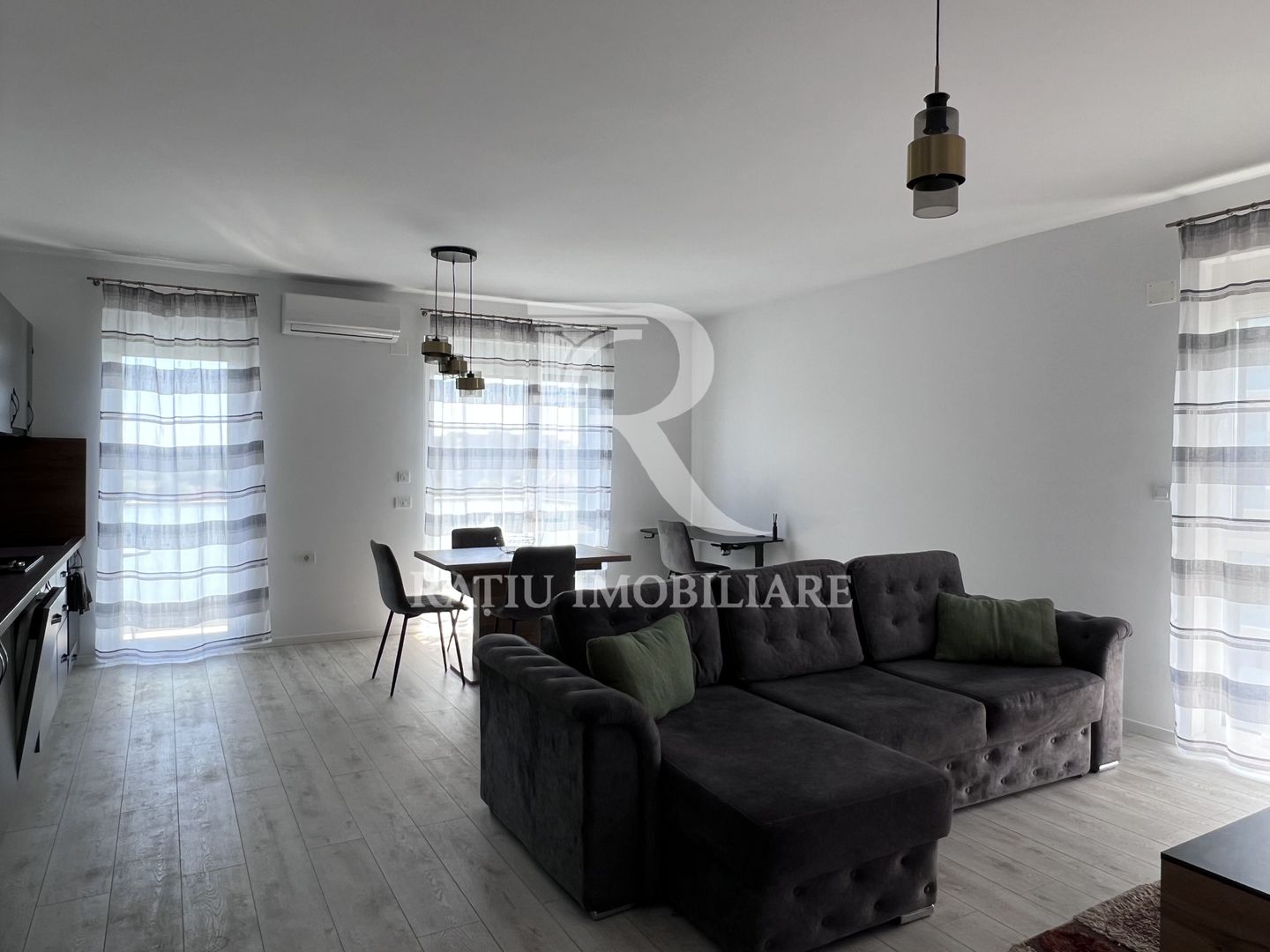 Apartament cu 2 camere | Parcare subterana | Grand Hill | Oradea - Poză 2