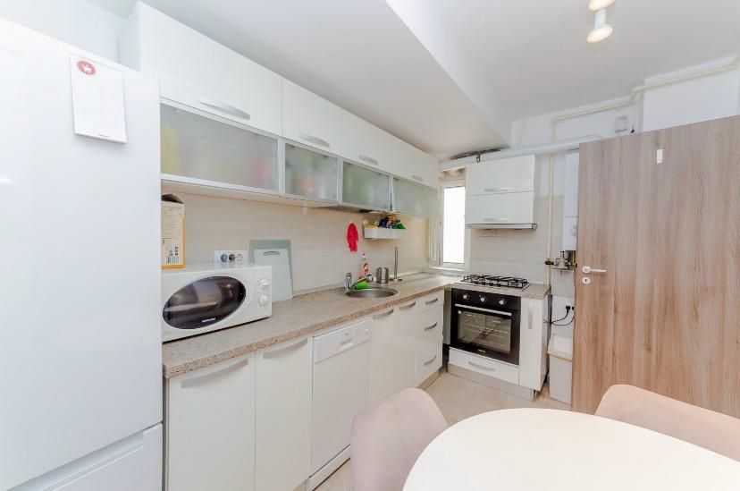 AP.2 CAMERE 13 SEPTEMBRIE, CENTRALA PROPRIE,BUCATARIE INCHISA,MODERN - Poză 6