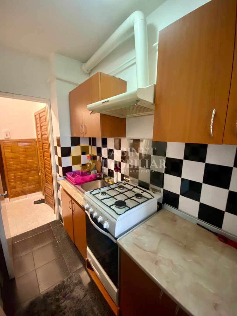 GARA - APARTAMENT 1 CAMERA - DECOMANDAT - Poză 2