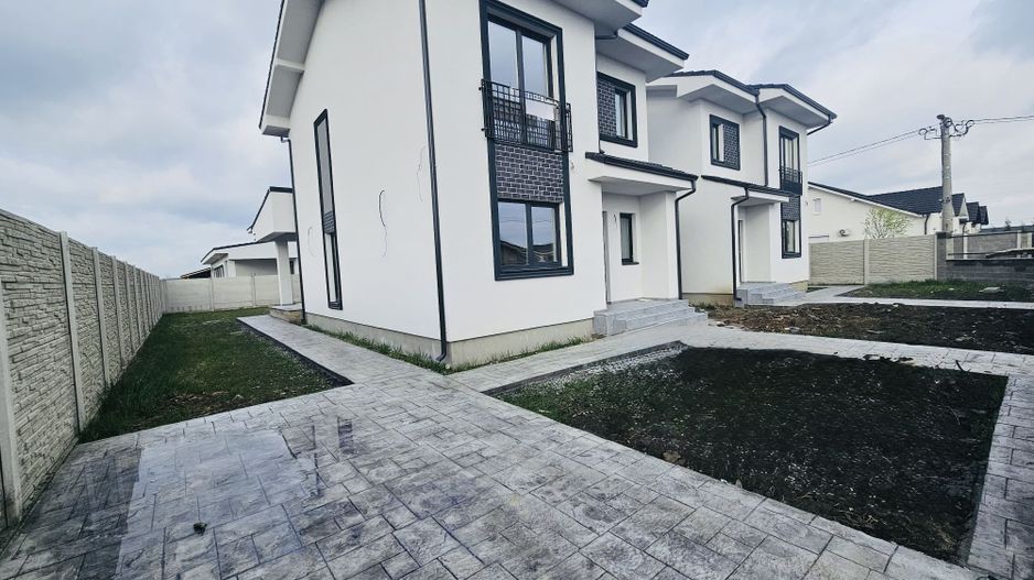 Moșnița Veche | 1/2 Duplex | 110 mp utili | Toate utilitatile|  Dormitor parter - Poză 3