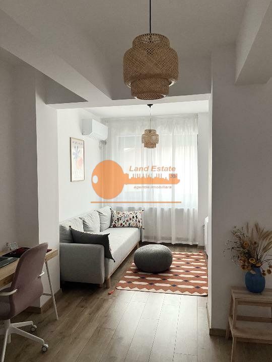 2 camere Crangasi-REgie ( 2023 ) - Poză 4