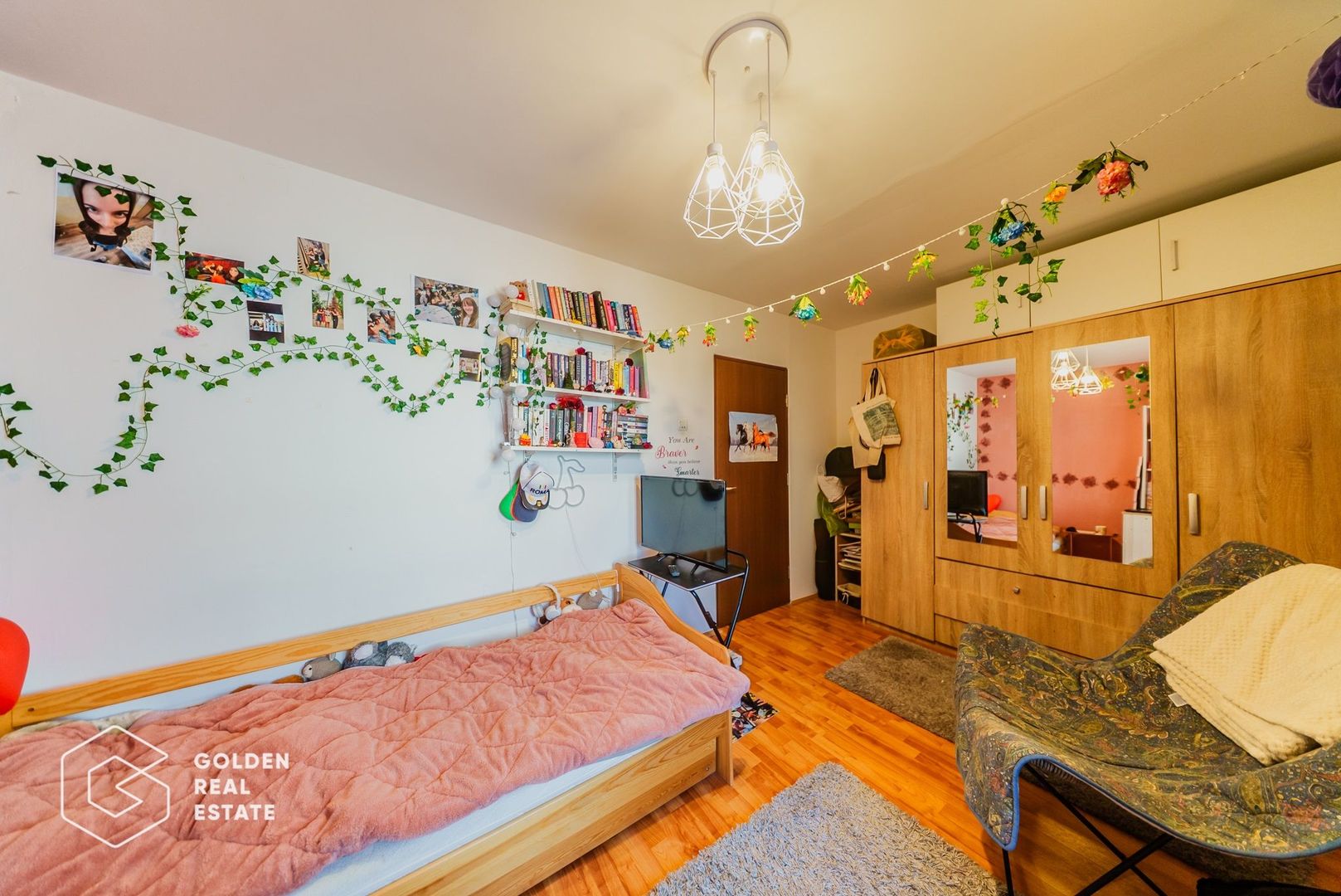 Apartament 4 camere, decomandat, etaj 3, comision 0% - Poză 9