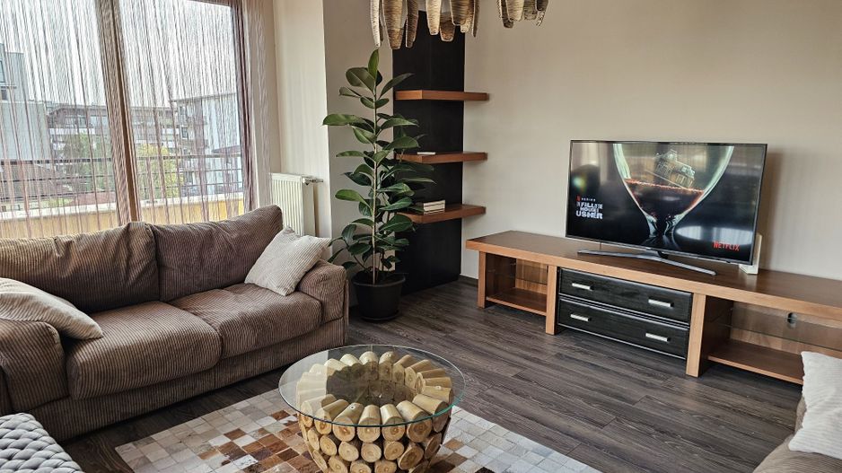 Apartament de inchiriat |  3 camere | terasa generoasa | Sector 1 - Poză 1