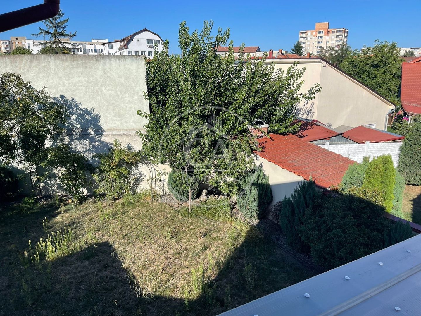 Casă de închiriat cu 2 camere în zona Centrală,Oradea - Poză 14