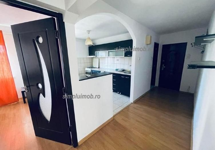 Metrou Piata Sudului 2 camere decomandat sector 4 - Poză 4
