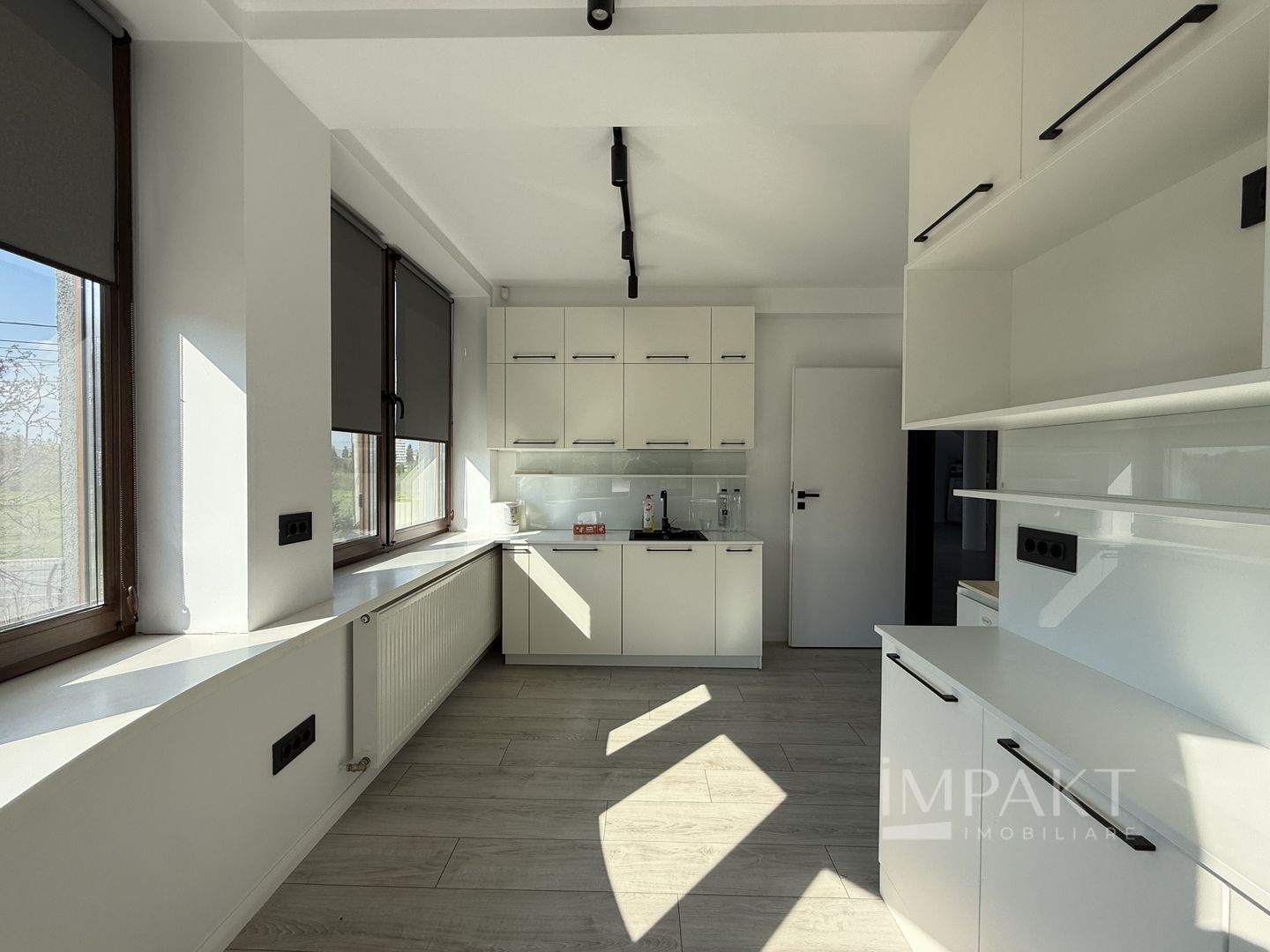 Casa ideala sediu firma in cartierul Borhanci - Poză 11