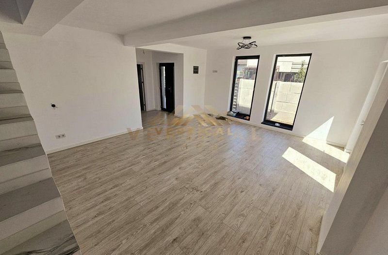 De vanzare casa 4 camere in comuna Berceni - Poză 9