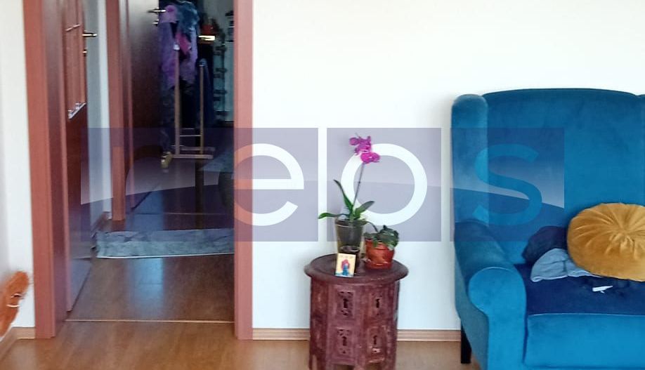 DE VÂNZARE APARTAMENT CU 3 CAMERE | ZONA DOMENII + BOXA - Poză 2