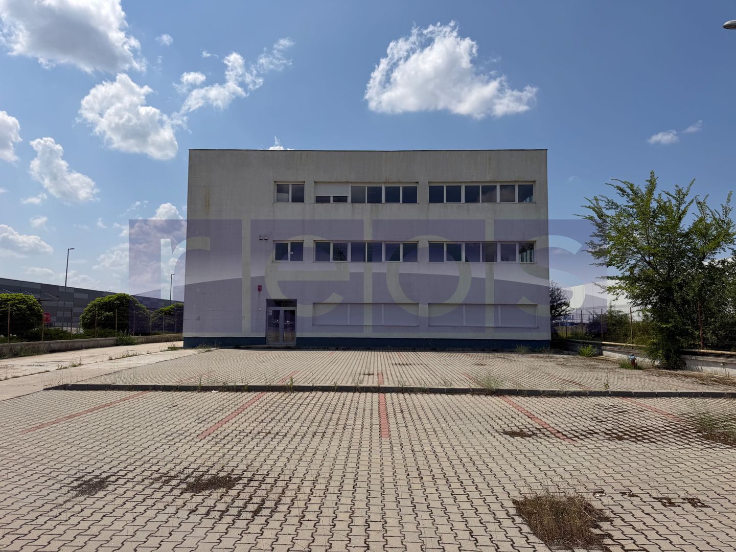 HALA DE VANZARE | 5.423 MP | TEREN 7.500 MP | CHIAJNA - Poză 10
