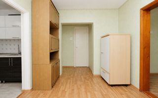 Vânzare ,apartament ,5 camere, str.Botanica Veche, sectorul Botanica - Poză 9