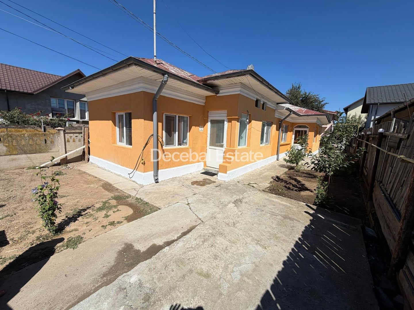 Casa berceni 105 mp utili mobilat , centru curte 425mp  gaze asfalt - Poză 11