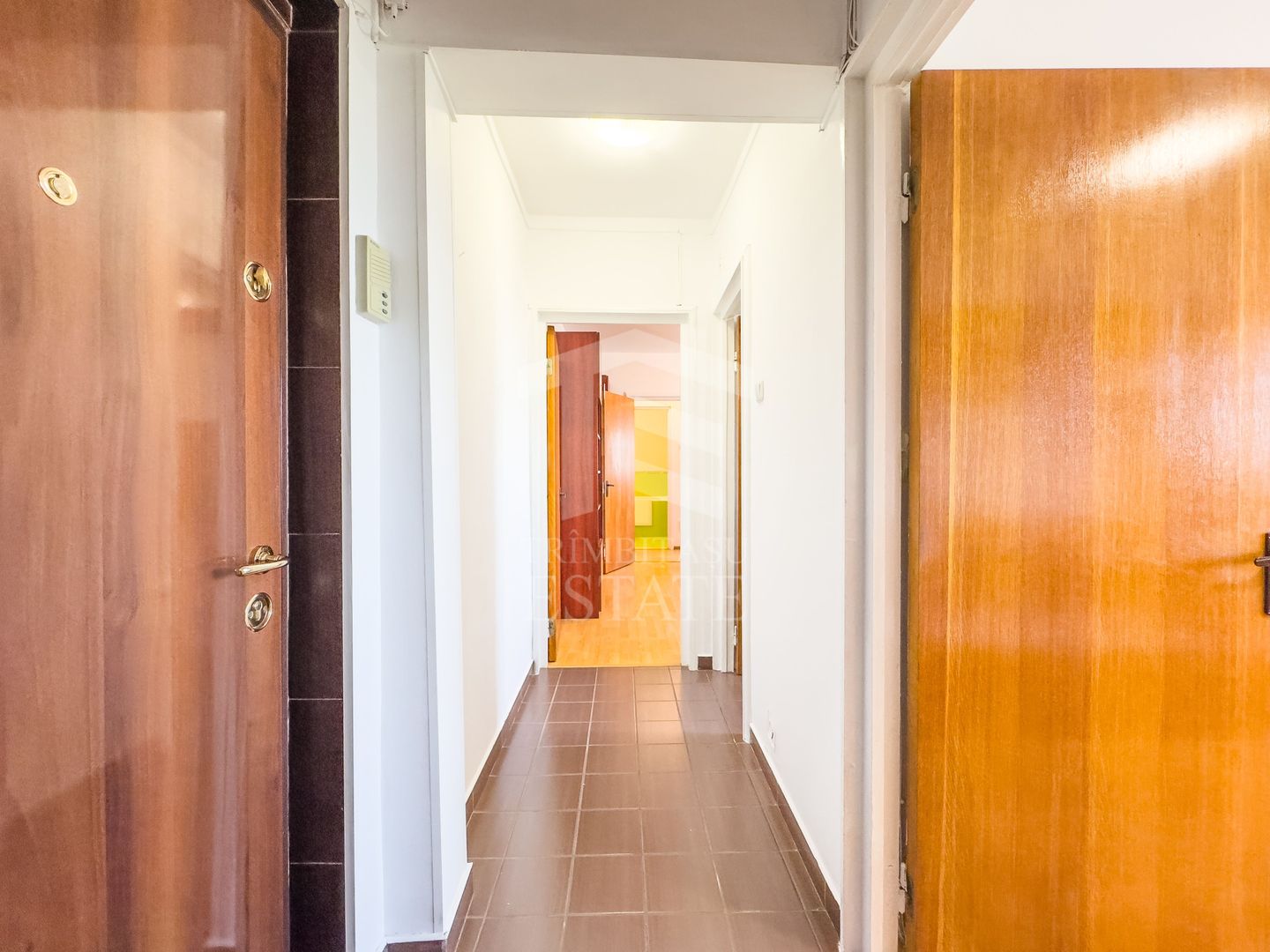 3 camere | Vedere panoramica | Metrou | Mobilat | Mutare imediata | - Poză 10
