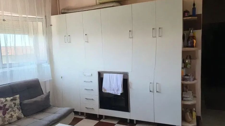 Apartament 3 cam zona Aradului mansarda. - Poză 7
