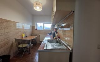 De vânzare apartament 2 camere – zona M. Viteazu cu priveliste deosebita - Poză 9