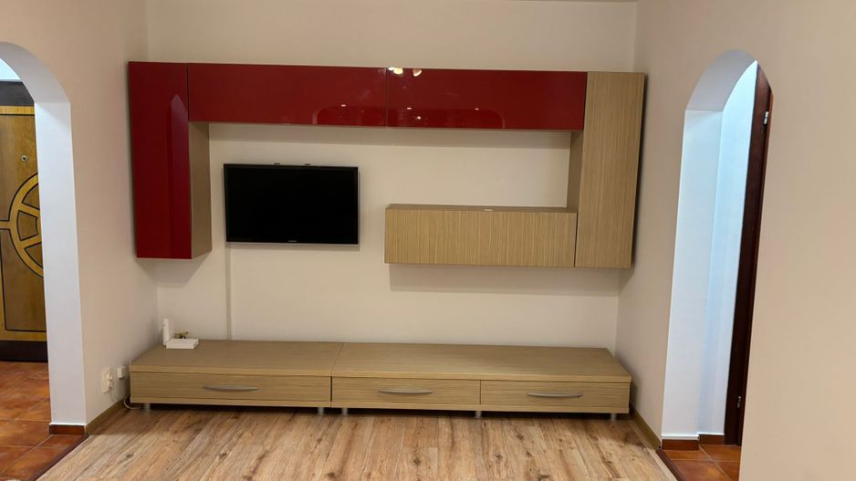 AP. 2 CAMERE PIATA SUDULUI, LOC PARCARE, BUCATARIE INCHISA, MODERN - Poză 3