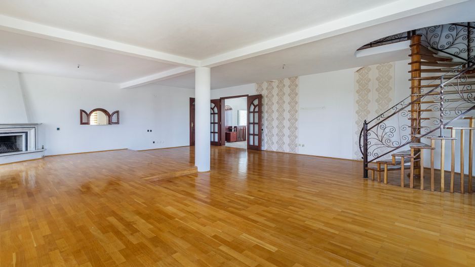 Domeniu privat 5.000 mp, cu reședință de 625 mp și piscină, Corbeanca - Poză 6
