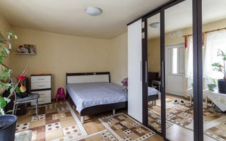 Casa 5 camere La sol  si Spatiu comercial stradal, Trocadero - Poză 11