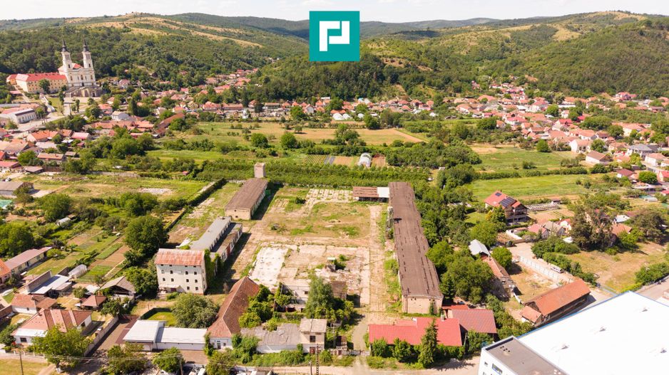 Spațiu industrial cu Teren 13.072 mp în Lipova - Poză 4