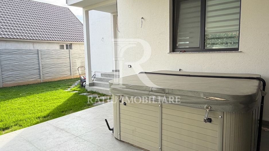 Casa cu 4 dormitoare | Jacuzzi | Sauna | Sanmartin | Oradea - Poză 3
