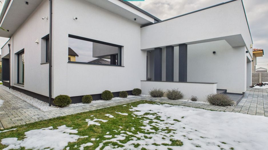 Casă individuală pe parter – Moșnița - Poză 111