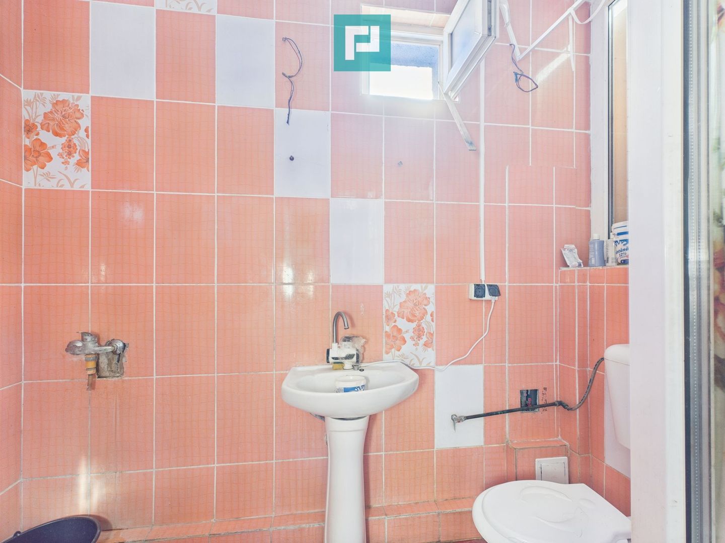 Casă P+E+M în zona Mehala pe arteră principală - Poză 7