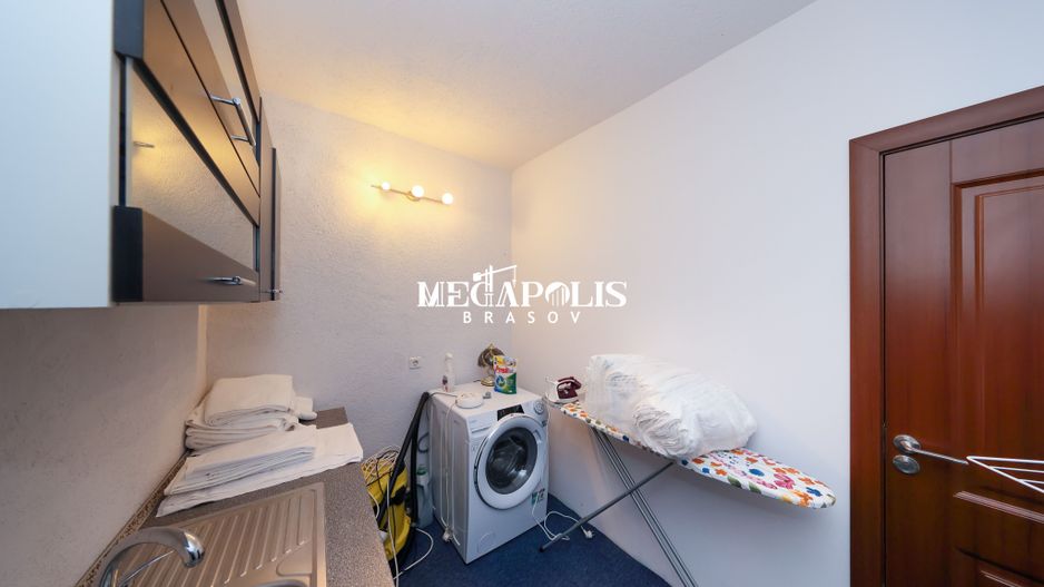 Pensiune/Vilă de vânzare în Bran | 8 camere | 180 mp - Poză 26