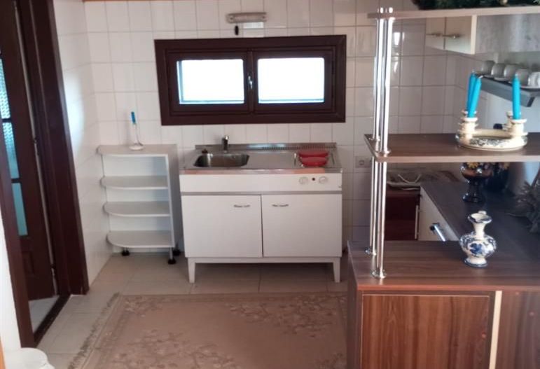 de vanzare casa mare  zona Brancoveanu suprafata utile 350 mp - Poză 16