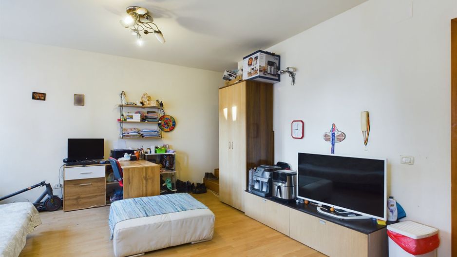 Apartament 3 camere Dumbrăvița - Poză 8