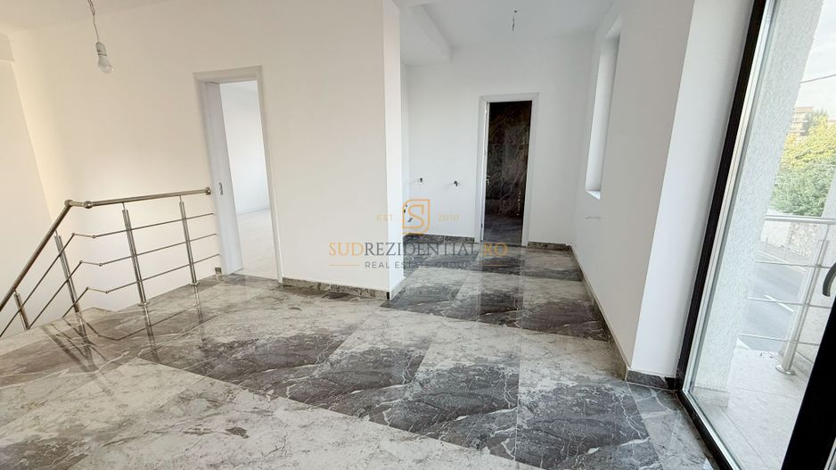 Casă spațioasă de vânzare – Sector 4, Metrou Aparatorii Patriei - Poză 9