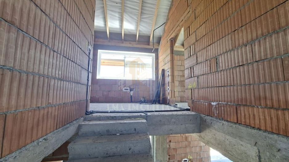 Casa individuala parter plus etaj Sanpetru Brasov zona Lempes - Poză 25