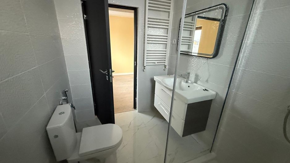 Casă spațioasă de închiriat în Clinceni, 120 mp + curte 535 mp - Poză 12