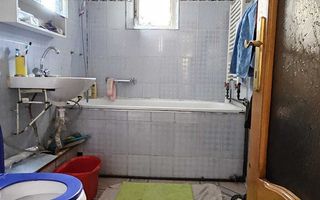 Nicolina Prima Statie Apartament 2 Camere Decomandat 56 Mp Bloc 1986 - Poză 6