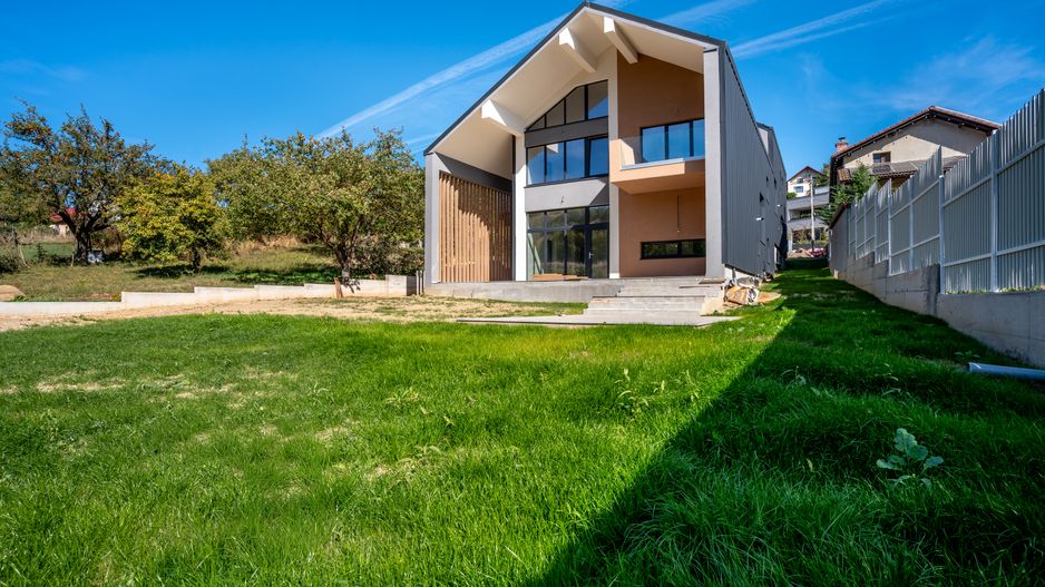 Vilă contemporana cu 6 camere Feleacu.Tavane inalte, 8 Min de oras. 0% - Poză 2