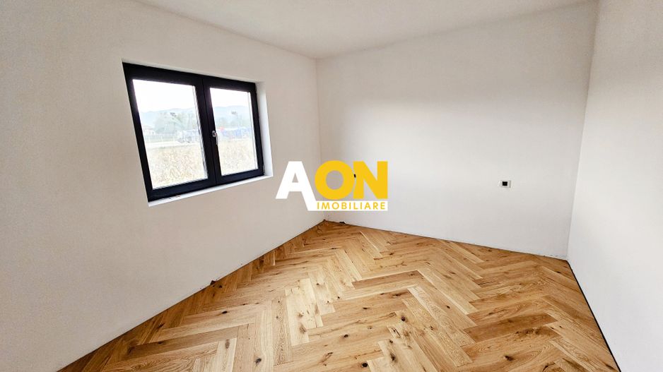 Casă Modernă P+1, Garaj, Teren 600 mp, Ighiu (10 km de Alba Iulia) - Poză 8