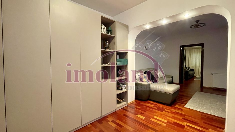 Casă parter 123 mp, complet renovată, curte generoasă, teren 400 mp - Giulesti - Poză 18