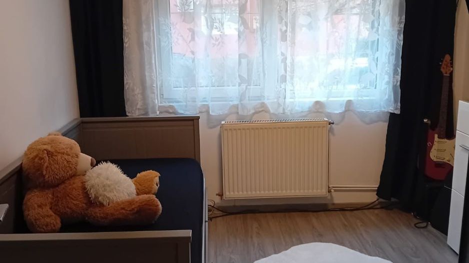 Spitalul Judetean | 3 Camere | Renovat-Mobilat-Utilat | Gradina - Poză 6