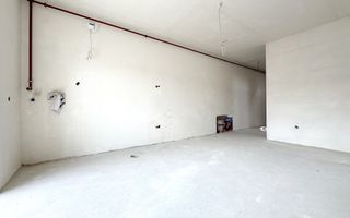 Apartament cu 3 camere/76mp/3 minute de statii autobuz. - Poză 5