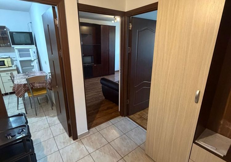 🔑 De Închiriat: 2 Camere Decomandat – Metrou Eroii Revoluției - Poză 4