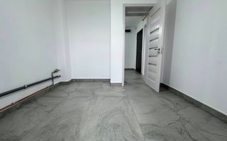 Apartament 2 Camere - Etaj 1 - Zona Mal - Renovat - Poză 12