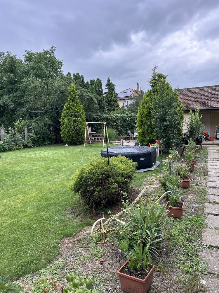 Casa de vanzare pe strada Paris - Poză 6