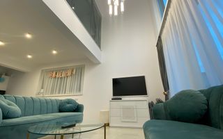 Vila de Lux!!! In inima parcului Sub Arini,  Sibiu - Poză 1