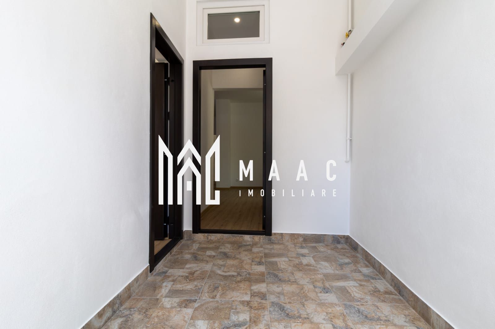 Apartament 2 Camere si Studio | Ultracentral | Acces Privat - Poză 14