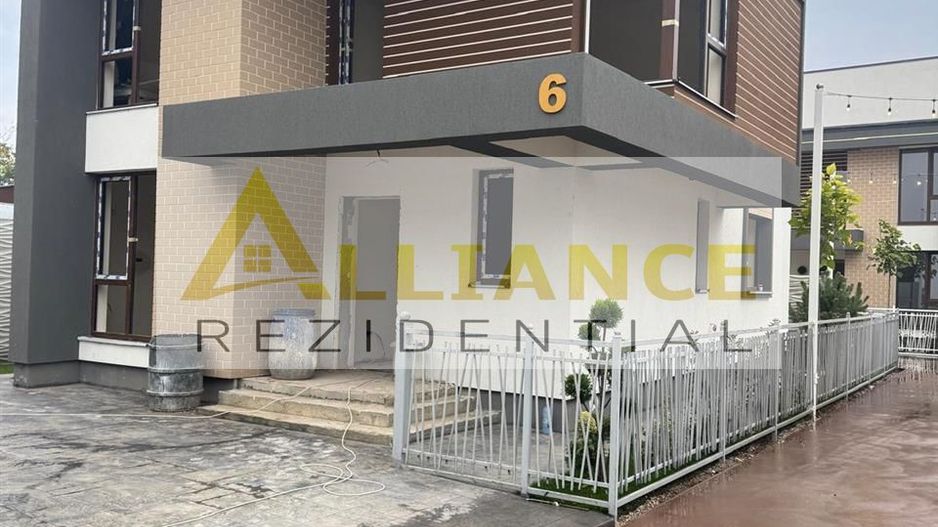 Casa individuala - 300 mp  - 5 camere - 3 bai - Poză 33